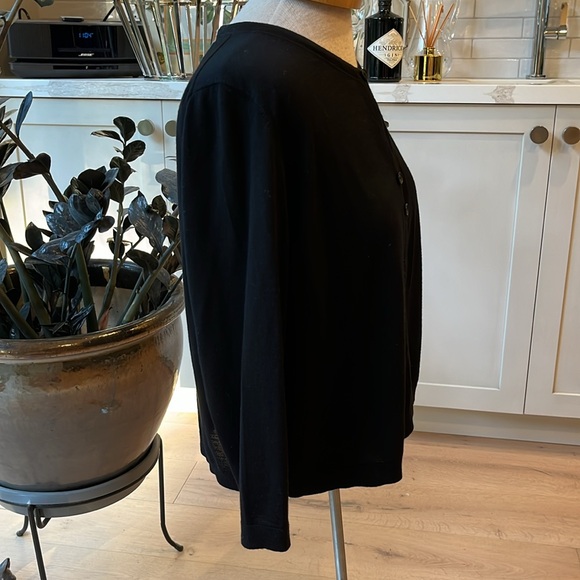 EUC Lafayette 148 New York black wool cardigan with silk button and collar band - Picture 4 of 9